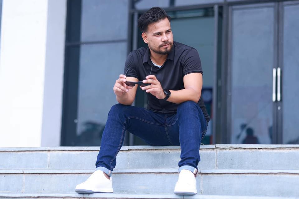 Best Computer Teacher in Dang